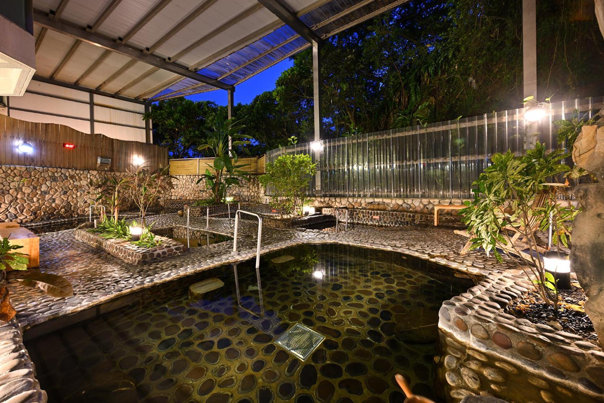 Ct Green Bay Hot-Spring Hotel Wanli Dış mekan fotoğraf