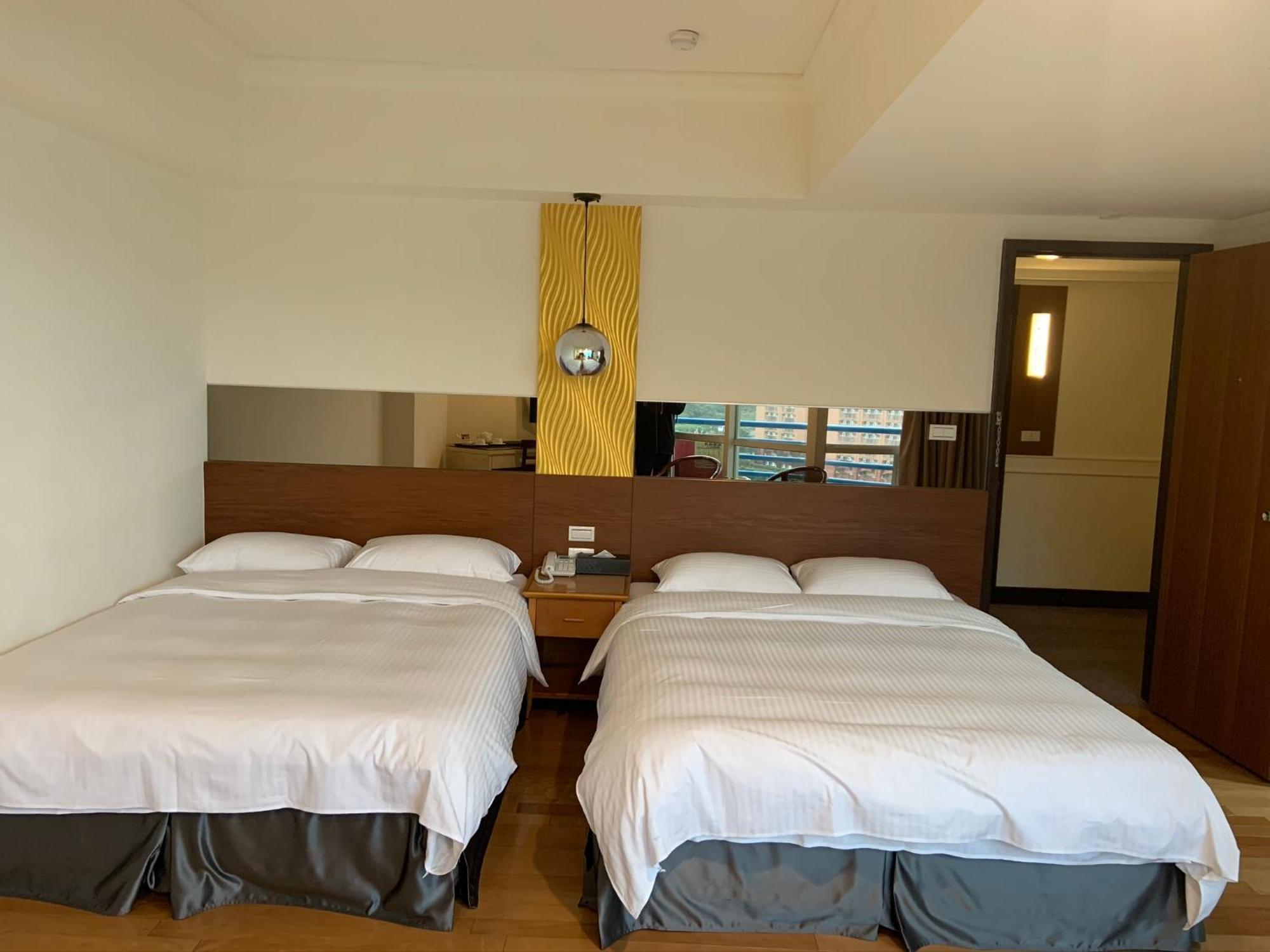 Ct Green Bay Hot-Spring Hotel Wanli Dış mekan fotoğraf