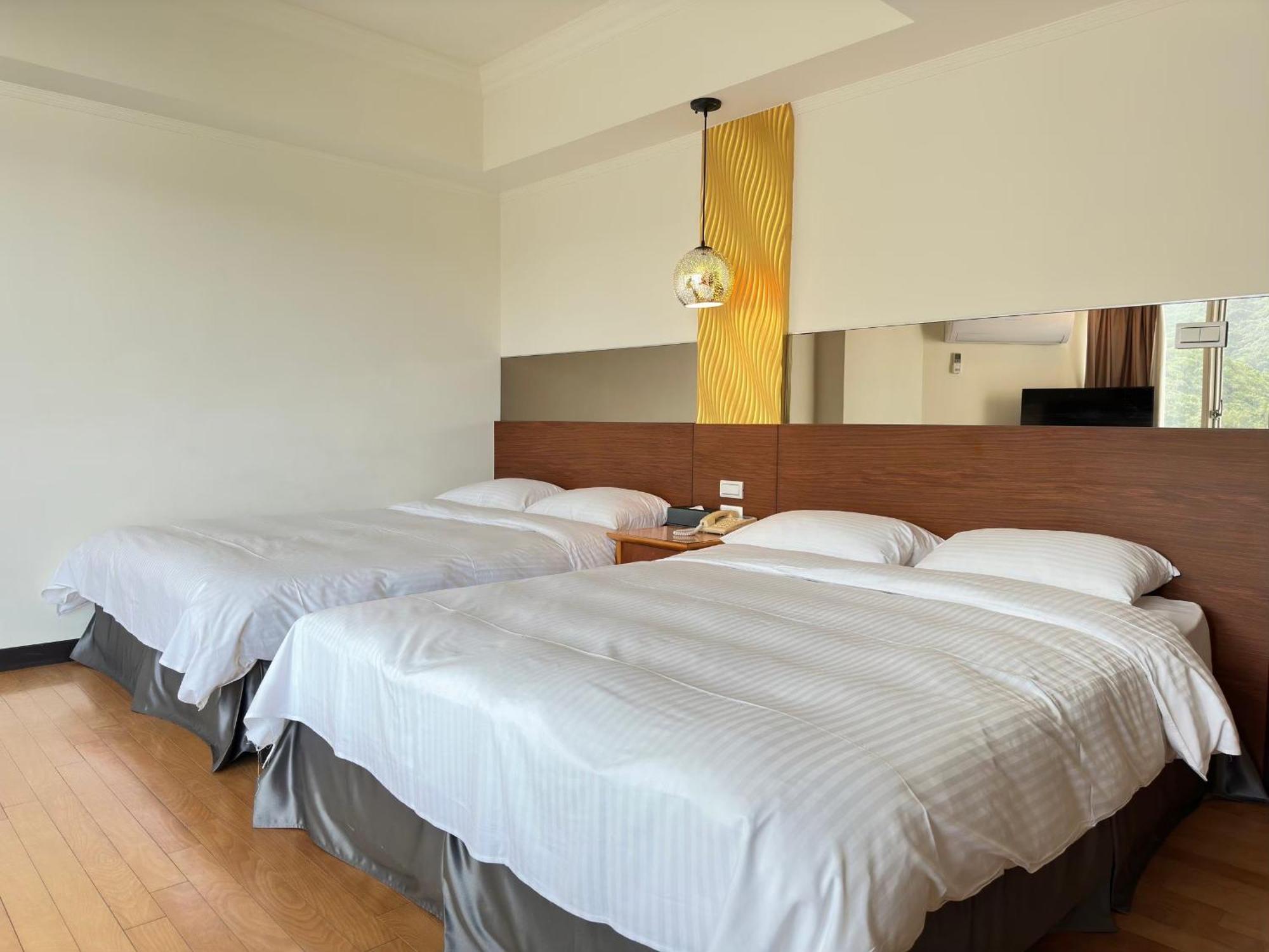 Ct Green Bay Hot-Spring Hotel Wanli Dış mekan fotoğraf